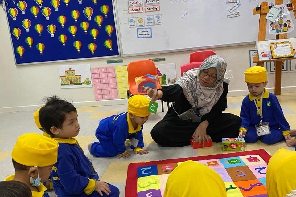 KURIKULUM BERSIFAT HOLISTIK: Dengan adanya pelbagai kegiatan menarik, kanak-kanak di Tadika Masjid An-Nur dipupuk dengan sikap ingin belajar, nilai moral yang tinggi dan perkembangan holisitik.