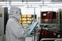 Di samping permintaan pengambilan pekerja, semakin ramai pelajar menunjukkan minat terhadap laluan kerjaya dalam bidang semikonduktor.