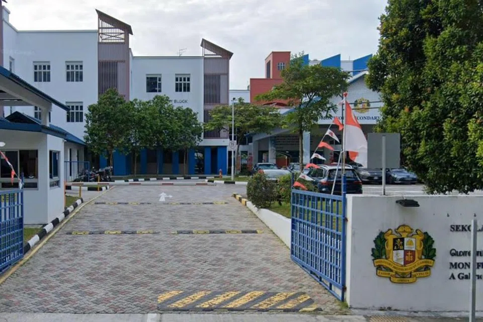 Pendirian Kementerian Pendidikan (MOE) ialah sebarang bentuk tingkah laku yang menyinggung perasaan tidak boleh diterima dan tiada tempat di sekolah. 