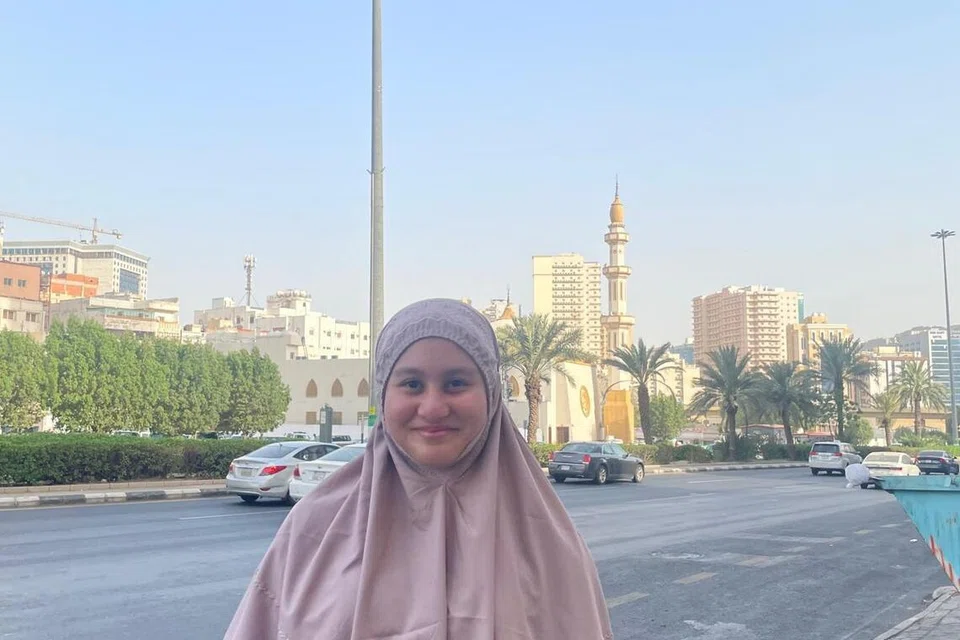Cik Eliya Fawzi, 21 tahun, ketika berada di Aziziyah.