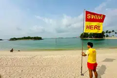 Pantai Tanjong di Sentosa, yang paling terjejas akibat tumpahan minyak pada Jun, dibuka semula selepas pemantauan berkala menunjukkan mutu air di situ telah kembali ke paras normal dan stabil. 