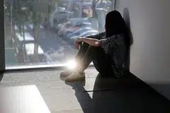 RASA KEKOSONGAN: Perasaan seolah tiada lagi sebab untuk hidup atau kekosongan biasanya dirasakan individu yang mengalami kemurungan. - Foto hiasan