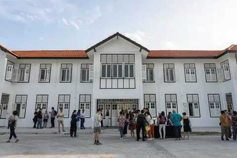 Sebanyak lima unit hartanah warisan yang terletak di 52 hingga 56 Kampong Java Road telah dikhususkan bagi penggiat seni untuk berkarya dan mengasah bakat mereka.