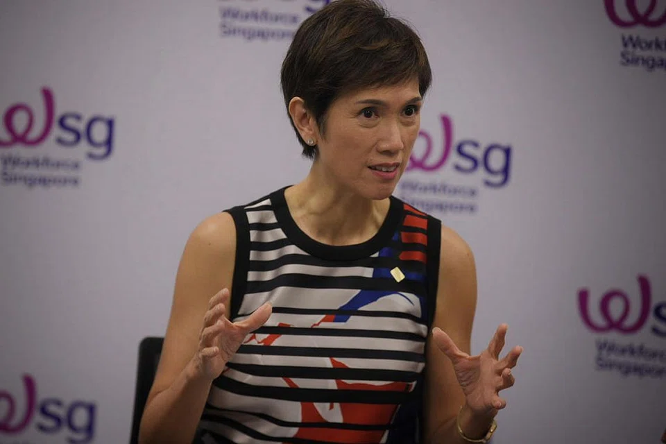 Menteri Tenaga Manusia, Cik Josephine Teo.