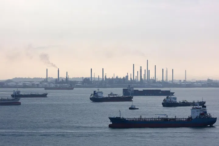 Perang Iran, kesan ke atas S’pura, Tiada pemberhentian segera, majikan berwaspada