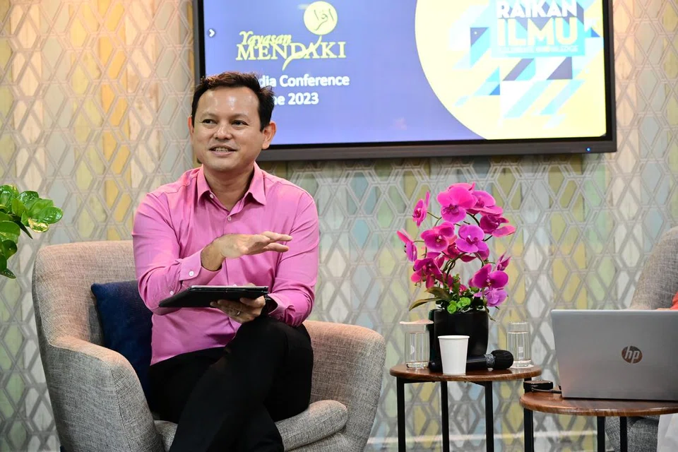 DEKATI MASYARAKAT: Encik Zaqy Mohamad berkata perkembangan pusat satelit baru di One Punggol adalah sebahagian daripada usahanya untuk mendekati lebih ramai keluarga Melayu di sini.
