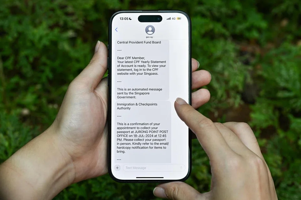 Langkah tersebut menyelaras hampir semua khidmat pesanan ringkas (SMS) yang dihantar oleh pemerintah Singapura dengan menggunakan satu ID penghantar iaitu gov.sg. 