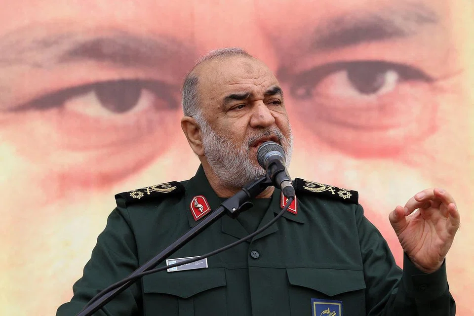Media Iran juga melaporkan bahawa Komander Tertinggi Kor Pengawal Revolusi Islam (IRGC), Mejar Jeneral Hossein Salami, terbunuh dalam serangan yang disasarkan ke atas ibu kota Iran itu.