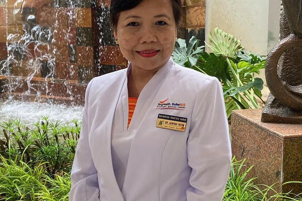 Ada jururawat Muslim yang telah meninggalkan industri tersebut sebelum ini disebabkan dasar tidak membenarkan pemakaian tudung bersama seragam, kata anggota MHPA, Dr Juriyah Yatim. 