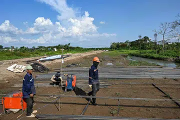 PASIR TERHAKIS: Dianggarkan Delta Mekong akan kehabisan pasir menjelang sedekad akan datang.