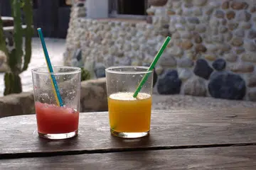 Penyelidik di Britain dan Ireland mendapati beberapa minuman ‘slushie’ mengandungi gliserol boleh menyebabkan keracunan gliserol pada kanak-kanak jika diambil dalam jumlah banyak.