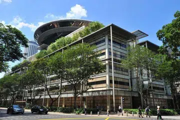 Mahkamah Agung di Singapura, yang terdiri daripada Mahkamah Tinggi dan Mahkamah Rayuan. 