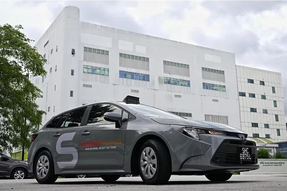 LOGO BARU: Kira-kira 2,300 teksi di bawah Strides Premier kini mempunyai logo baru syarikat itu. 