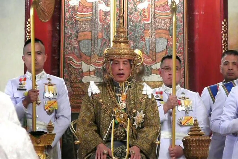RAJA KE-10 THAI: Raja Maha Vajiralongkorn ditabal sebagai raja ke-10 Thailand secara rasmi dalam satu upacara keagamaan pada 4 Mei 2019.