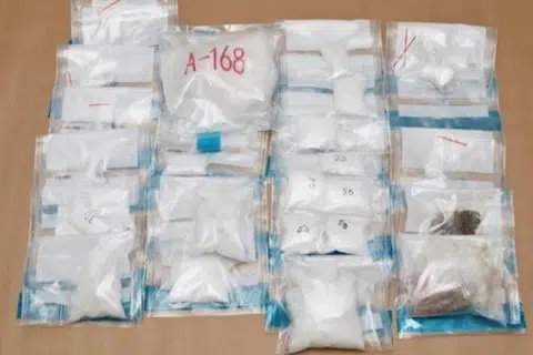 Pelbagai jenis dadah, termasuk kira-kira 1.7 kilogram ‘ice’, ditemui dalam sebuah unit yang diserbu Biro Narkotik Pusat (CNB).