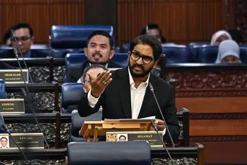 Timbalan Menteri Perpaduan Negara, Jabatan Penerangan Malaysia, isu kaum, agama, Parlimen