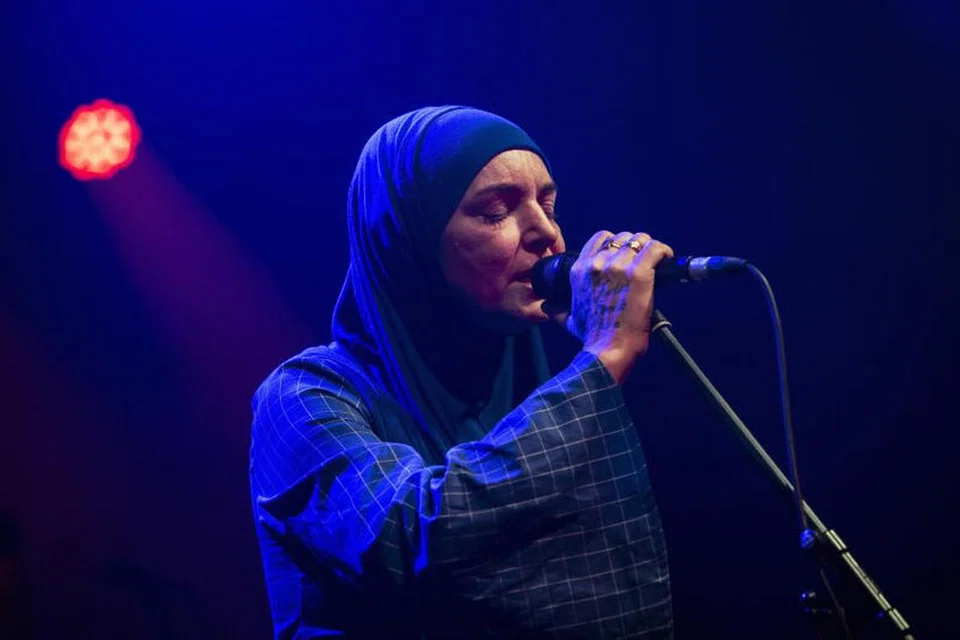 DIBELENGGU KEMURUNGAN: Sinead O’Connor hidup dengan kemurungan dan masalah kesejahteraan minda buat tempoh yang lama tetapi menemui penawar dengan memeluk agama Islam lima tahun lalu.