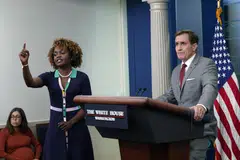 TIADA RUANG KEBENCIAN: Cik Karine Jean-Pierre dan Encik John Kirby mengumumkan Presiden Amerika Syarikat, Encik Joe Biden akan melancarkan sebuah strategi nasional baru untuk menentang Islamofobia, di tengah-tengah kritikan rakyat Muslim Amerika mengenai sokongan pentadbirannya bagi kempen Israel terhadap Hamas.  