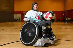 Pemain pasukan ragbi kerusi roda Persatuan Ragbi Kerusi Roda Singapura (WRAS), Nur Sabrina Suhaimi, tidak membiarkan kekurangan upaya beliau menghalang dirinya mencuba perkara baru.