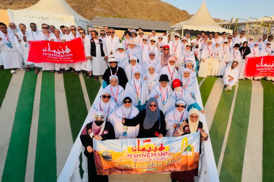 Hahnemann Travel & Tours terus beriltizam menawarkan pakej haji premium pada harga yang kekal berpatutan, agar lebih ramai anggota masyarakat dapat menikmati pengalaman beribadah dengan selesa dan tenang.