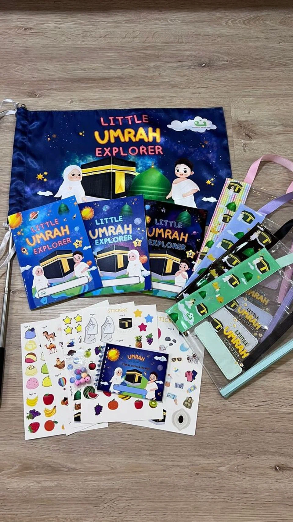 Kit yang disediakan bagi kanak-kanak yang mengikuti program ‘Little Umrah Explorer’.