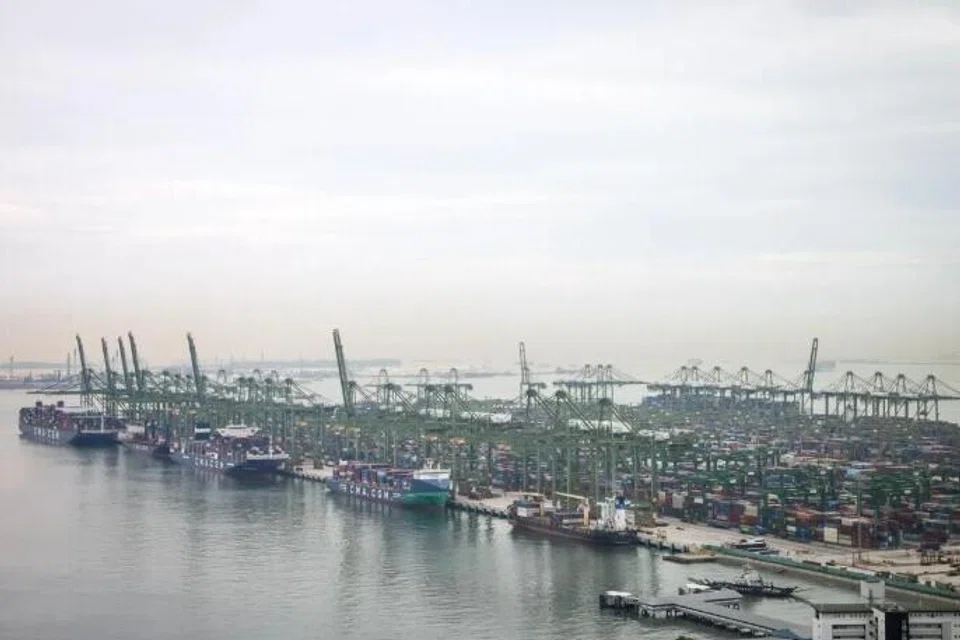 Singapura menolak dakwaan bahawa ia mengamalkan perdagangan tidak adil, termasuk penggunaan buruh paksa dalam rantaian bekalan.