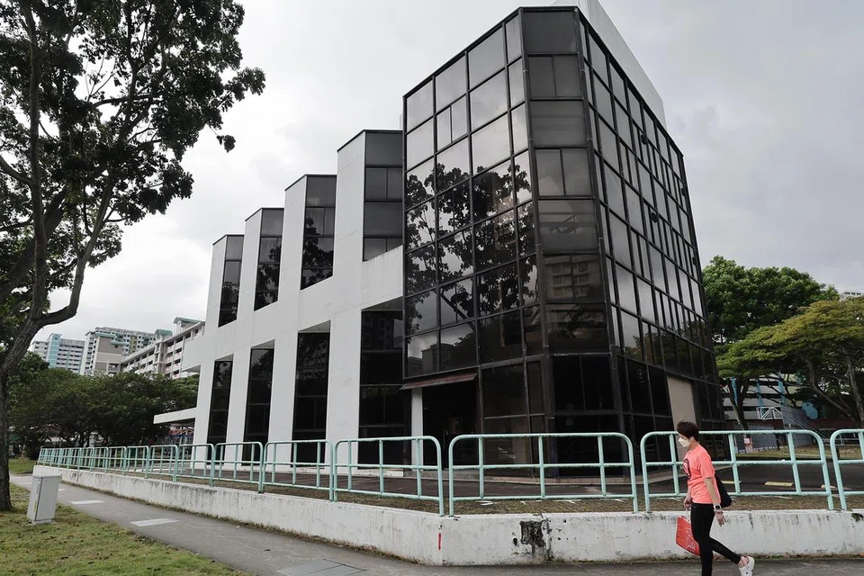 Cabang Boon Lay Majlis Bandaran West Coast (WCTC) akan berpindah ke bangunan UOB lama di Boon Lay Place pada 2025 sebagai sebahagian rancangan untuk menyuntik nafas baru ke kawasan tersebut.