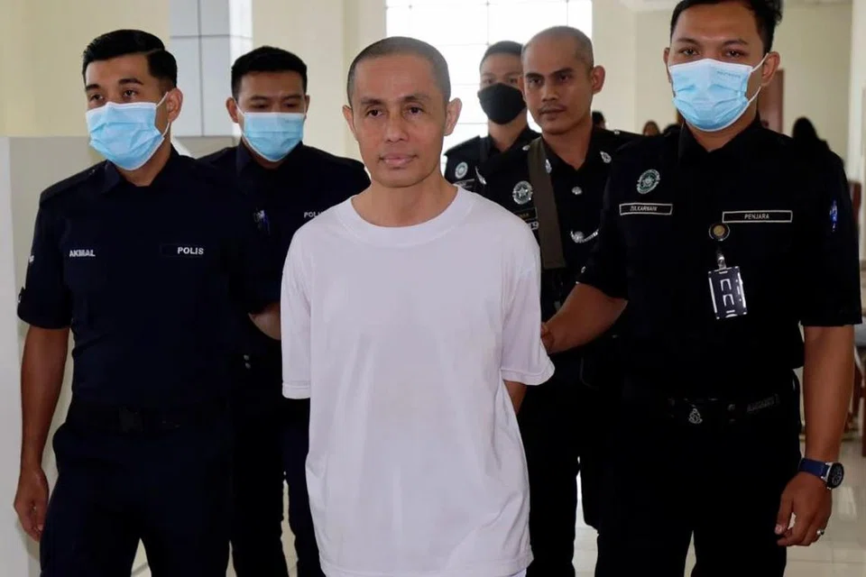 Pendakwah bebas, Azman Syah Alias, 43 tahun, dijatuhi hukuman penjara 14 bulan oleh Mahkamah Majistret Klang, Selangor, pada 6 Disember.