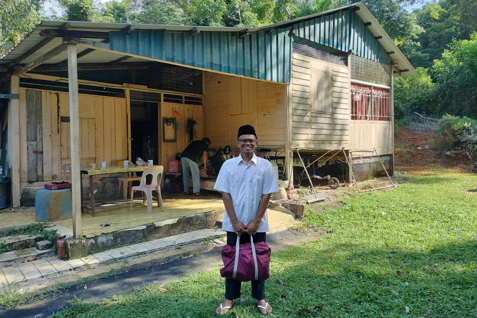 BERMALAM: Encik Nor Syazwan Abdul Majid dipelawa bermalam di salah sebuah rumah kampung di Pulau Ubin dari 13 hingga 14 Disember.