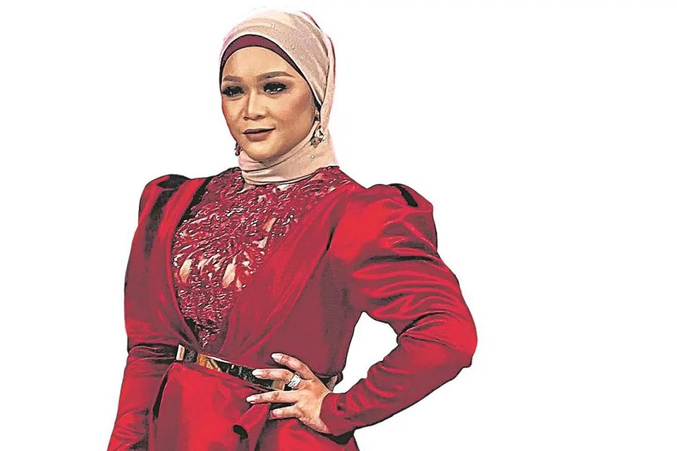 NANA KARIA: Tumpukan pada ibadah dan masa bermutu dengan keluarga. - Foto ihsan NANA KARIA 