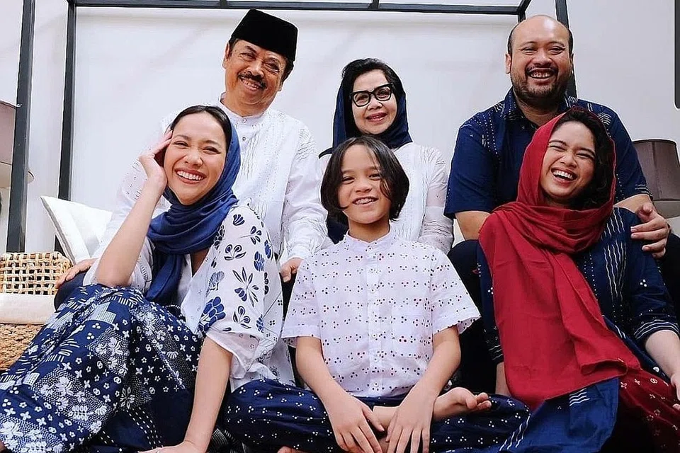 SOKONGAN KELUARGA: Bunga Citra Lestari meraikan sambutan Aidiladha dengan berkumpul bersama keluarga.