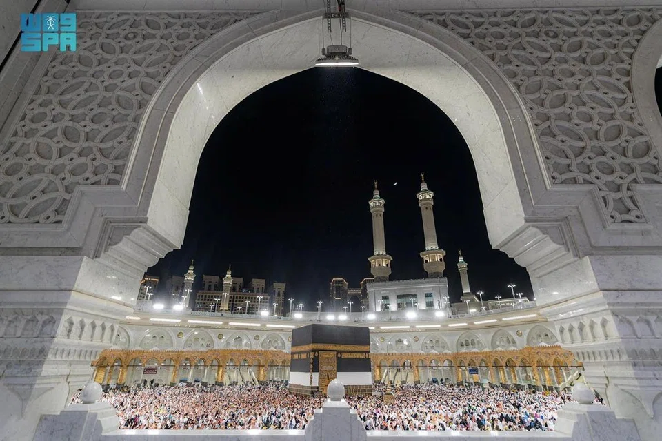 kaabah, hajar aswad