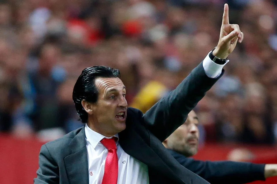 PASUKAN LEBIH 'SEGAR': Kesebelasan Sevilla pimpinan Emery dijangka berada dalam keadaan fizikal dan mental yang lebih segar menjelang final Liga Eurupa kali ini. - Foto REUTERS 
