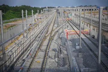 LANDASAN UJIAN MRT: Landasan ujian tren MRT berkelajuan tinggi sepanjang 3 kilometer, yang menjadi sebahagian daripada Pusat Ujian Kereta Api Singapura (SRTC), telah siap dibina.