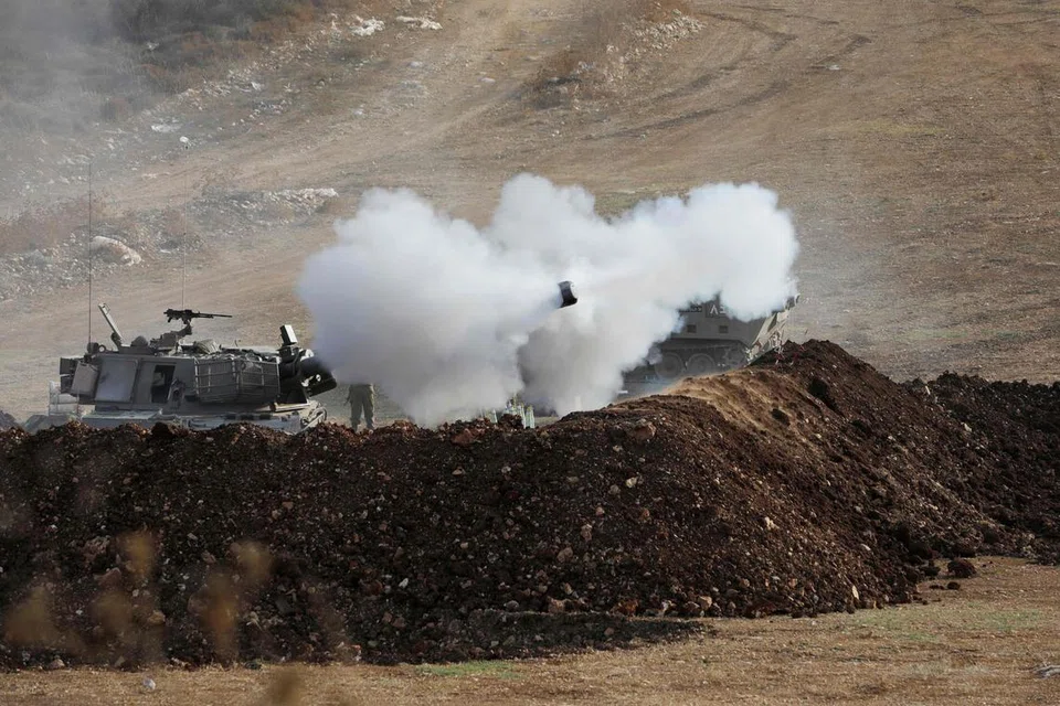 PERTEMPURAN BERTERUSAN: Tentera Israel melancarkan serangan ke atas kawasan di selatan Lebanon daripada sempadan utara Israel pada Isnin.