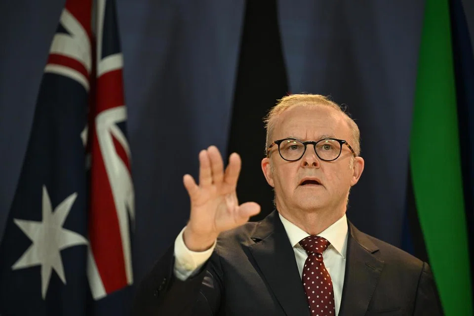 Perdana Menteri Australia, Encik Anthony Albanese, bercakap kepada media semasa sidang akhbar di Sydney, Australia, pada 12 Mac 2025.