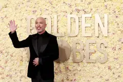 SALAHKAN PENULIS SKRIP: Apabila hanya diberi masa 10 hari mempersiapkan diri bagi mengacara majlis, Anugerah Golden Globe, pelawak Jo Koy akur bingung dan menyalahkan penulis skrip kerana lawak yang tidak menjadi.