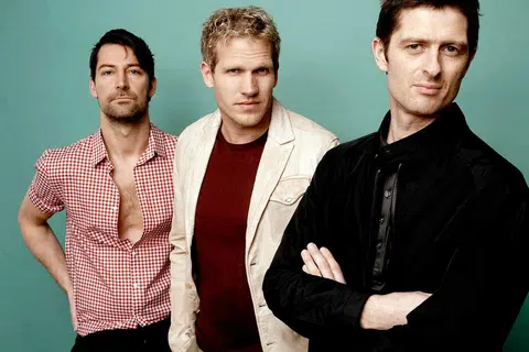 KEKAL RELEVAN: Band popular dari Denmark, Michael Learns To Rock (MLTR), yang terdiri daripada (dari kiri) Mikkel Lentz, Jascha Richter dan Kare Wanscher, mahu kekal relevan dan terus berjuang selepas 25 tahun dalam industri muzik. - Foto EMI