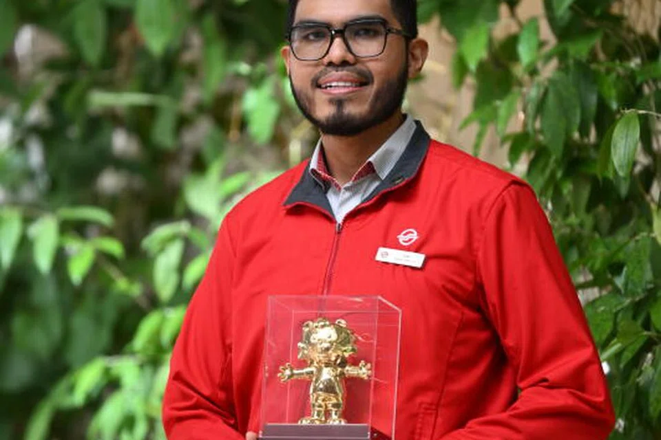 DIHARGAI: Encik Yasin Yusoff merupakan salah seorang daripada 32 penerima Anugerah Cemerlang pada 2023.