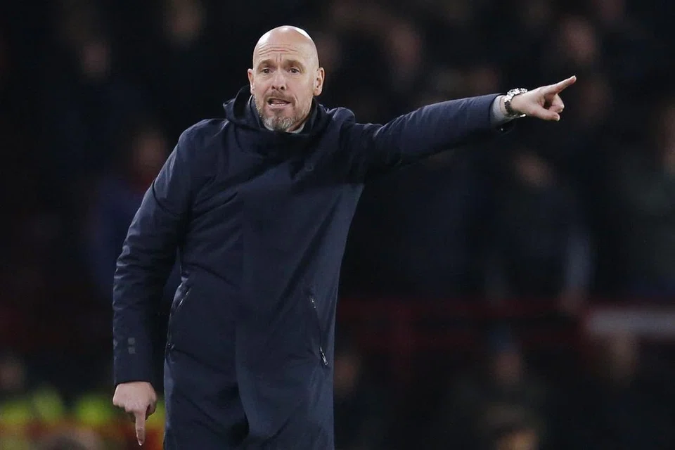 ATUR RANCANGAN: Pengurus Manchester United, Erik ten Hag, dijangka mengatur rancangan bagi membendung kemaraan Manchester City daripada memecah kubu pertahanannya apabila dua pasukan ini berentap di Old Trafford pada Ahad.