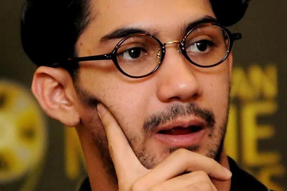 REZA RAHADIAN: Buat mahasiswa di Universitas Indonesia teruja dan berebut tempat di depan dewan kuliah untuk mendengarnya berbicara tentang teknik olah vokal dan lakonan.