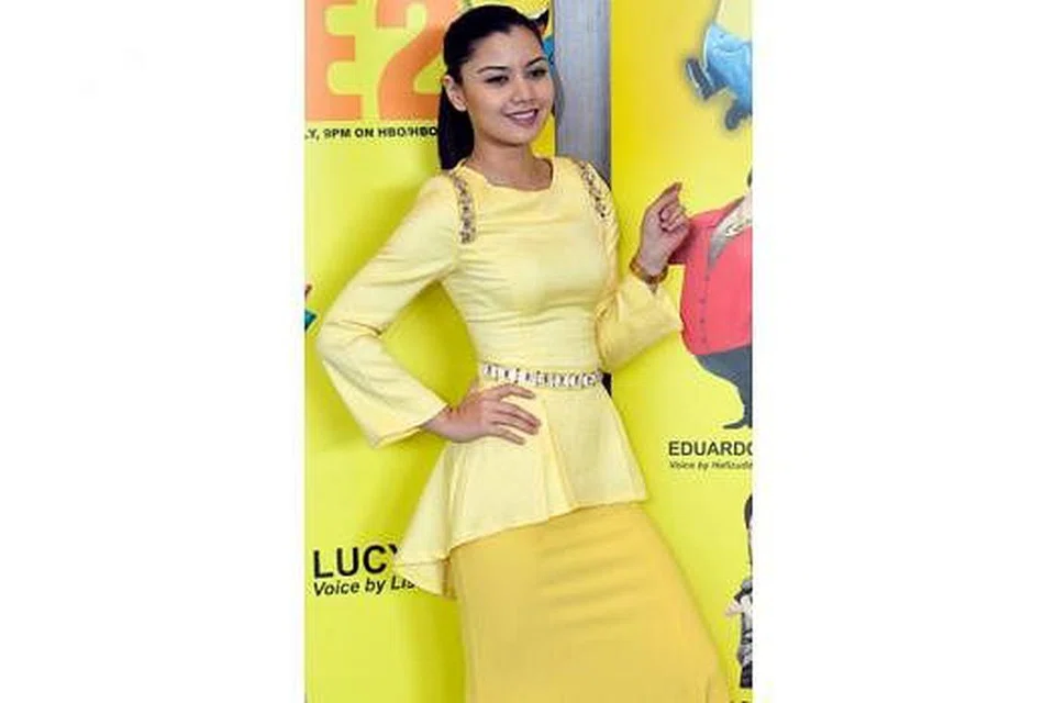 SUKA SI CILIK: Pelakon Lisa Surihani seronok menjayakan animasi alih suara bahasa kerana beliau suka membuat kanak-kanak gembira. - Foto NURMAYA ALIAS