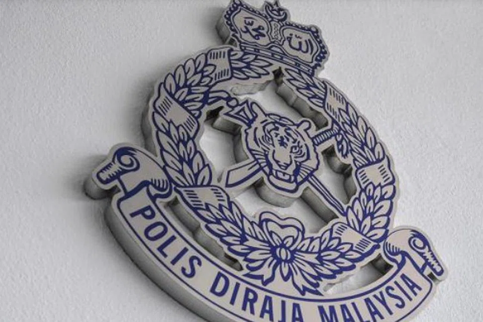 Polis Kelantan menyerbu satu program berkaitan lesbian, gay, biseksual dan transgender (LGBT) melibatkan lebih 20 lelaki tempatan di sebuah rumah banglo di Kelantan, pada pertengahan Jun lalu.