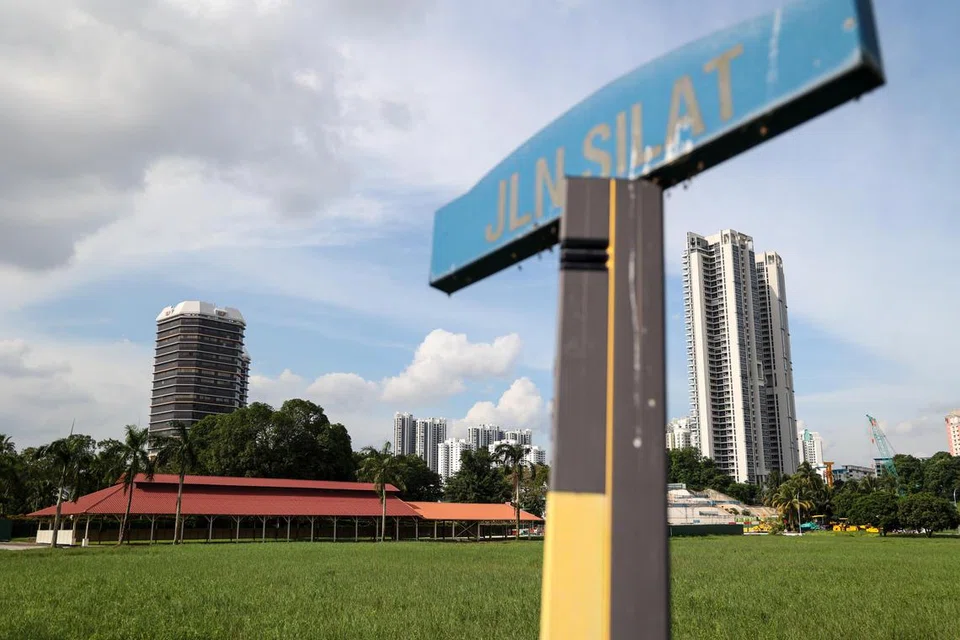 Tapak Akademi Polis Lama (OPA) yang digunakan untuk latihan berkawad, antara lain.