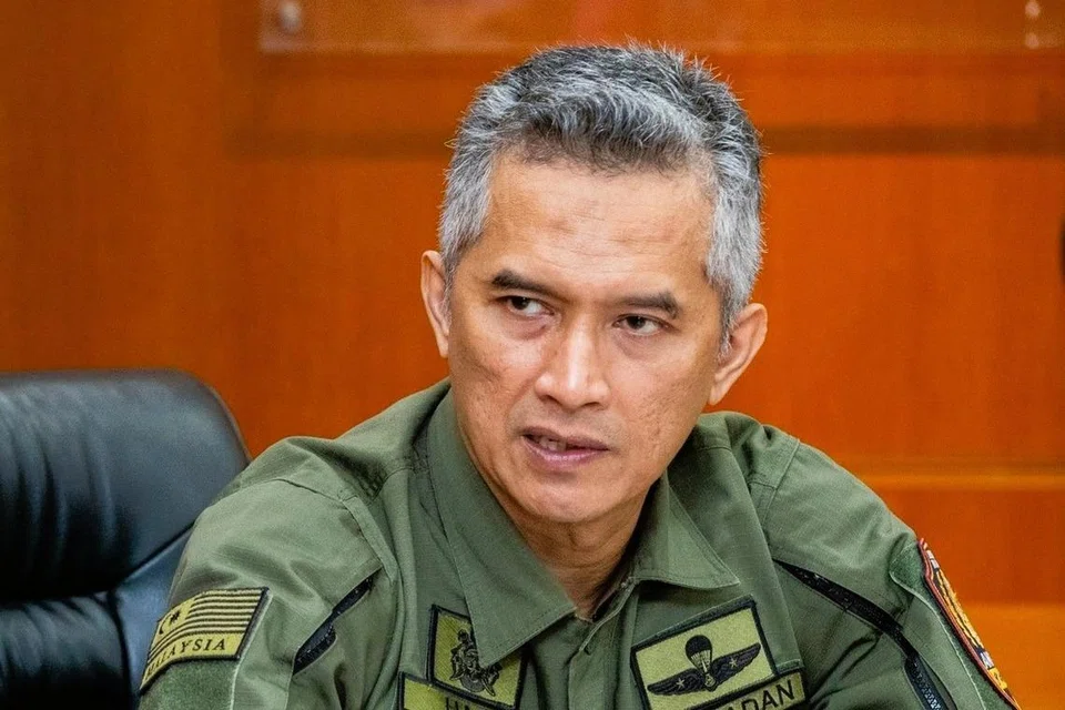 Anwar, e-gate, Johor