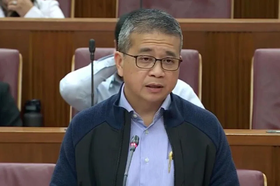 ENCIK EDWIN TONG