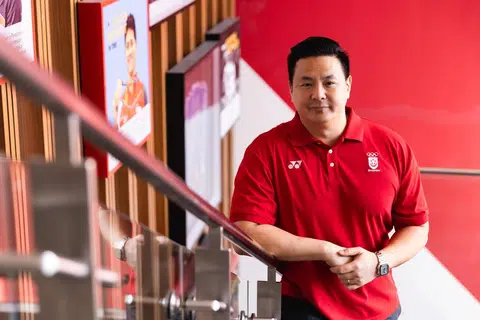 Bekas perenang negara, Mark Chay, akan mengambil alih jawatan setiausaha agung Majlis Olimpik Kebangsaan Singapura (SNOC) daripada pentadbir veteran, Chris Chan, pada 1 April.