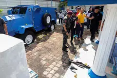 Dua pegawai polis terkorban dan seorang lagi cedera akibat serangan seorang lelaki di sebuah balai polis di Ulu Tiram, Johor.