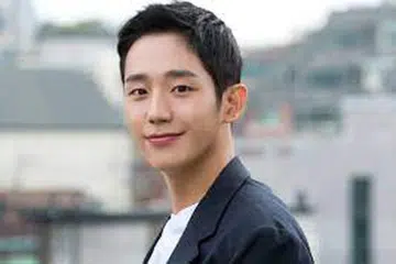 SAHUT CABARAN: Jung Hae In gemarkan babak-babak aksi yang mencabar daya fizikalnya sebagai pelakon.