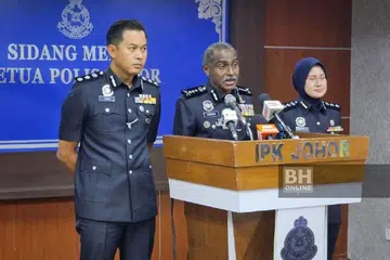 Ketua Polis Johor, Datuk M Kumar, berkata sembilan ahli kongsi gelap ditahan dalam beberapa operasi berasingan di sekitar bandar raya Johor Bahru pada 8 Mac dan 17 Mac lalu.